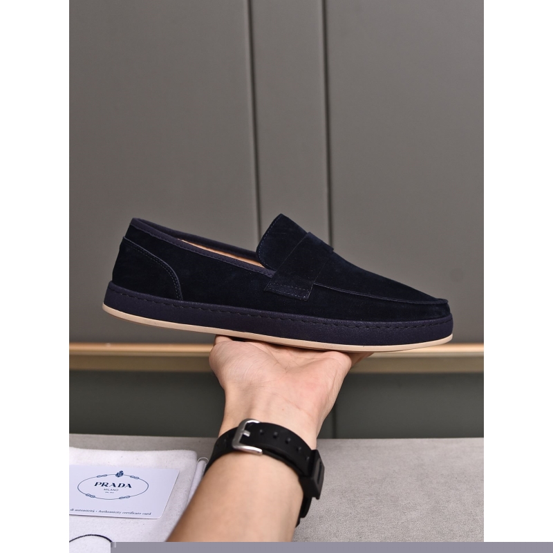 Pra*a leather shoes